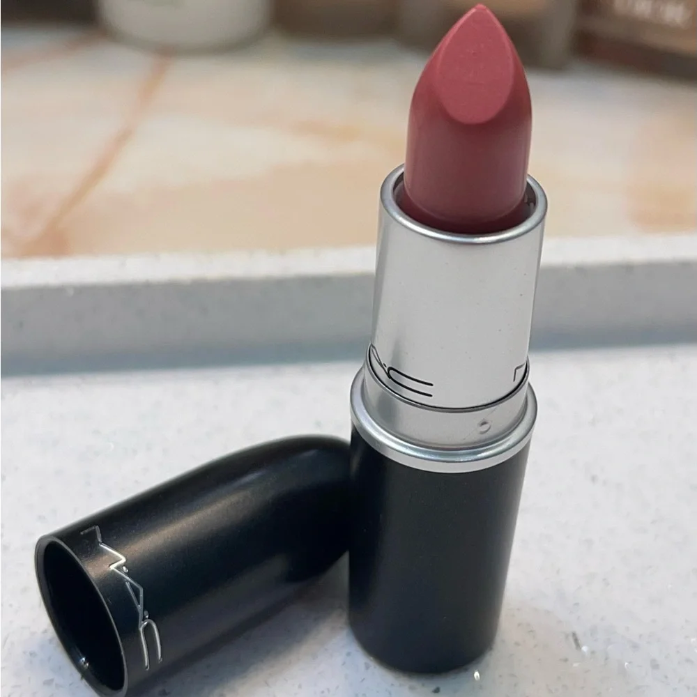 VAULTED FORMULA ~ MAC ~ ‘302 ANGEL’ Frost Lipstick ~ FS 0.10 oz. / 3 g ~ NIB